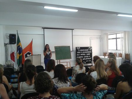 SIPAT aborda “ADOECIMENTO MENTAL DOS PROFISSIONAIS DA EDUCAÇÃO”